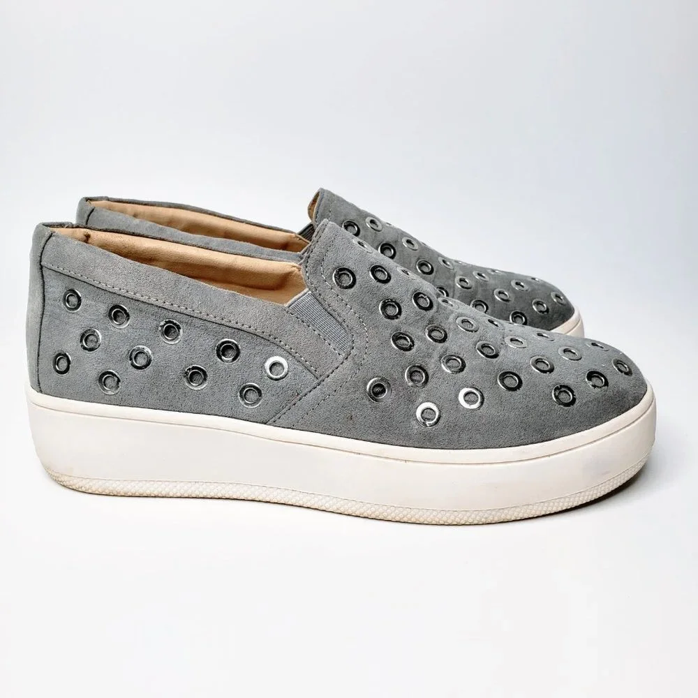 Steve Madden Belit Grommet Deco Slip‎ On Shoes